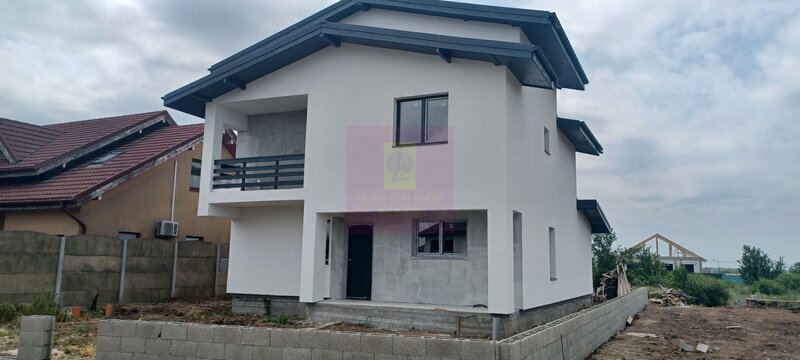 Sabareni, casa p+1E+m, 5 camere, 3 bai, terasa acoperita, CT